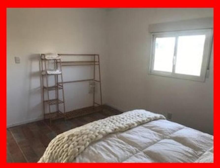 Comoda Casa Con Jardin En Колония-дель-Сакраменто Экстерьер фото